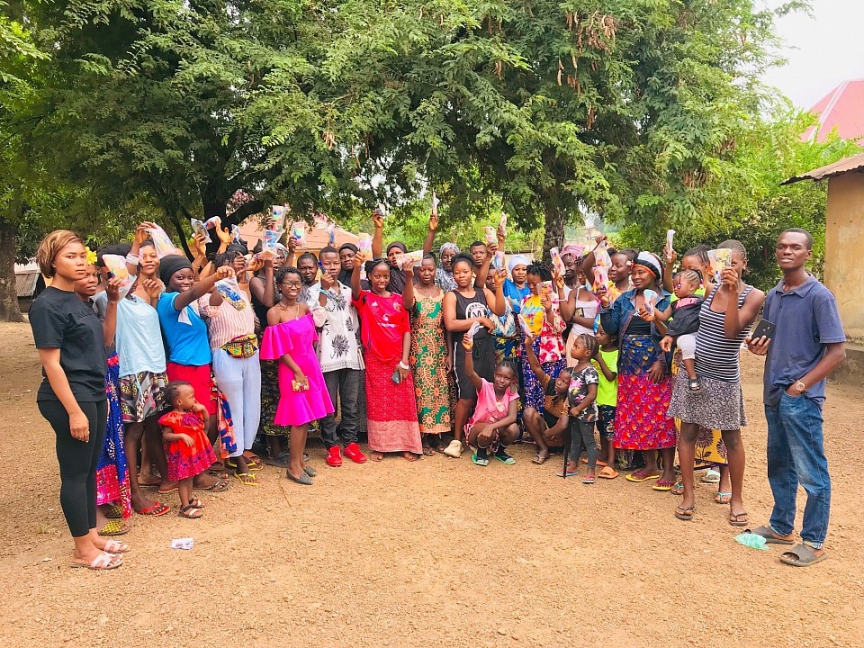 OUR PAD A GIRL CAMPAIGN AT MASUBA COMMUNITY BOMBALI DISTRICT, we engage 40 women and girls and we provide them with sanitary pads.